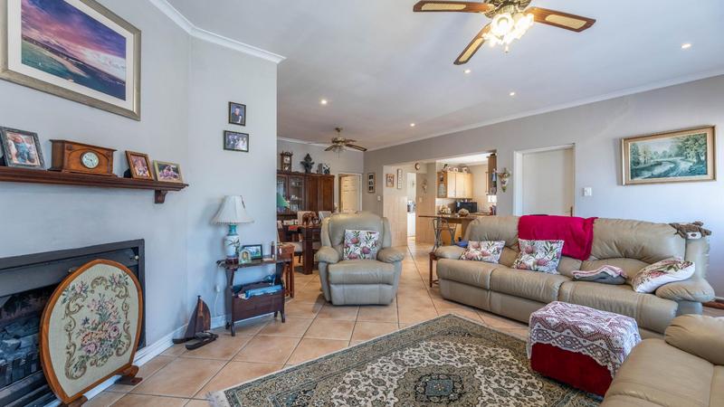 3 Bedroom Property for Sale in Atlantic Beach Golf Estate Western Cape
